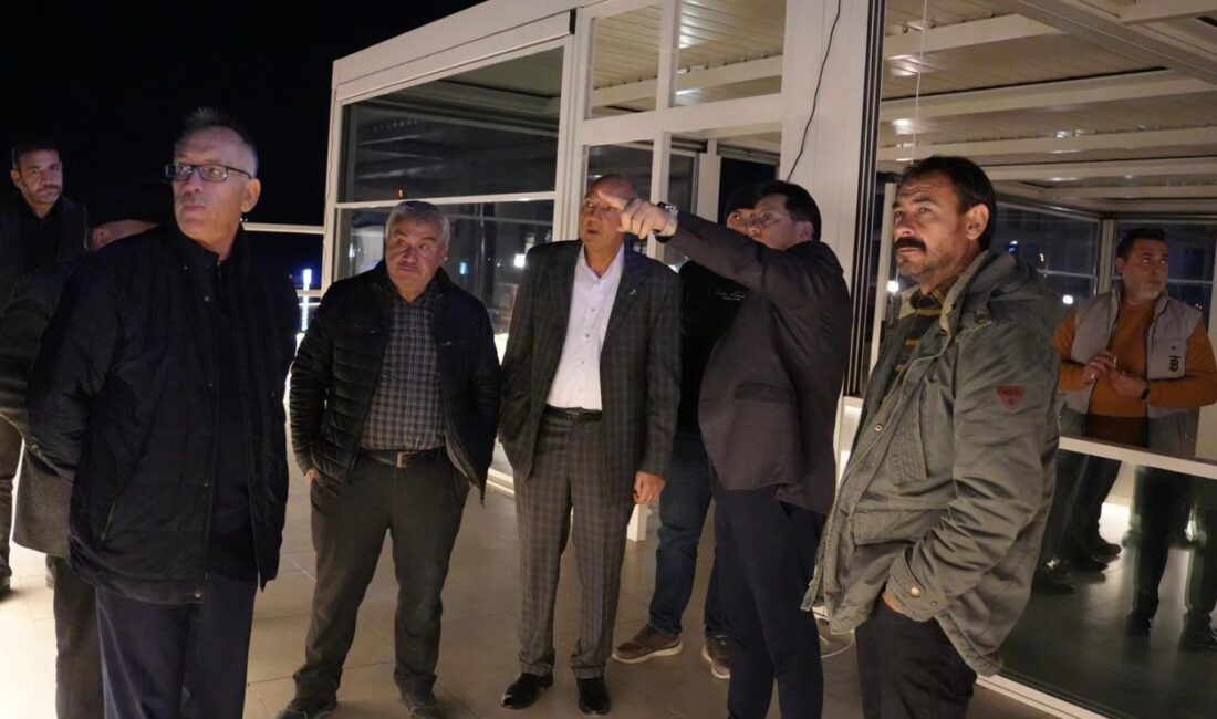 Toplantıda, ilçede yürütülen çalışmalar değerlendirilirken, Bolvadin’in geleceğine yön verecek projeler