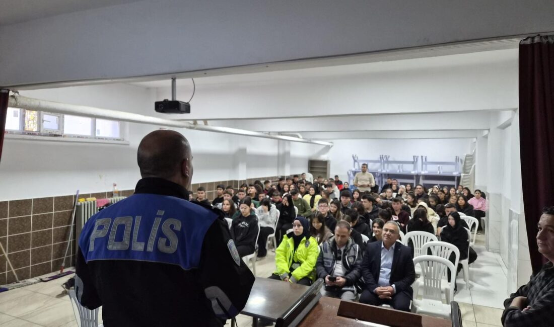 İlçede bulunan Hüdai Turizm Mesleki ve Teknik Anadolu Lisesi, Zübeyde