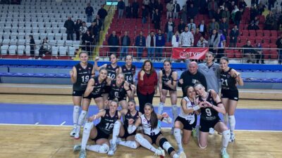 https://www.gazete3.com.tr/wp-content/uploads/2025/12/Video-by-gazete_3.mp4 Prof. Dr. Veysel Eroğlu Spor Salonu’nda gerçekleştirilen mücadelede ev