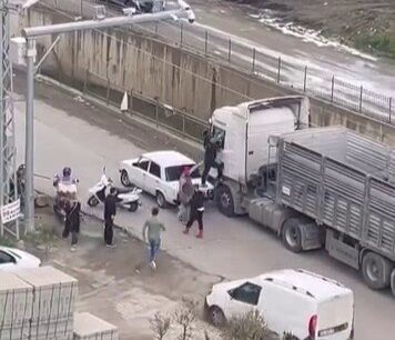 Samsun’un Atakum ilçesinde Kurupelit Mahallesi’nde yaşanan olayda, tartışmanın büyümesi üzerine