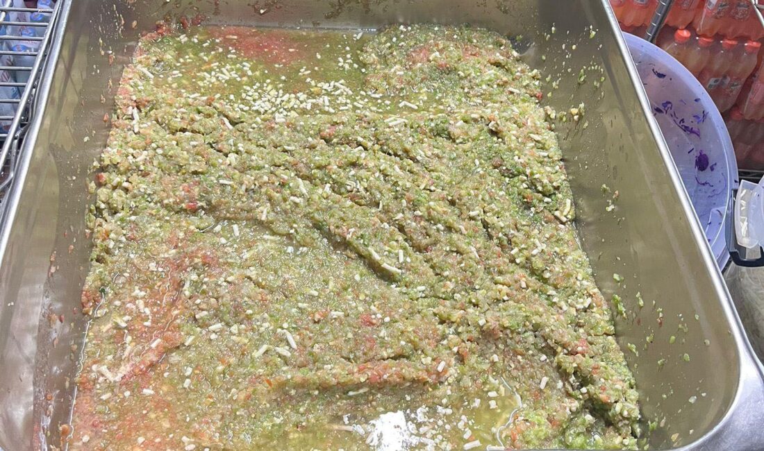 Kepez Belediyesi Zabıta Müdürlüğü ekipleri, Fevzi Çakmak Mahallesi Eşref Bitlis