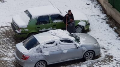 Erzurum’da dün gece başlayan kar yağışı kısa süreli etkili oldu