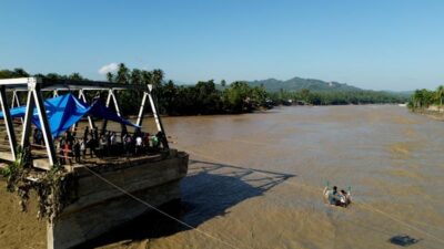 Endonezya Ulusal Afet Yönetim Ajansı (BNPB), Sumatra Adası’nda sel ve