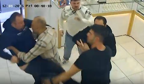 Olay, 2 Aralık günü Menderes ilçesine bağlı Kasımpaşa Mahallesi Atatürk