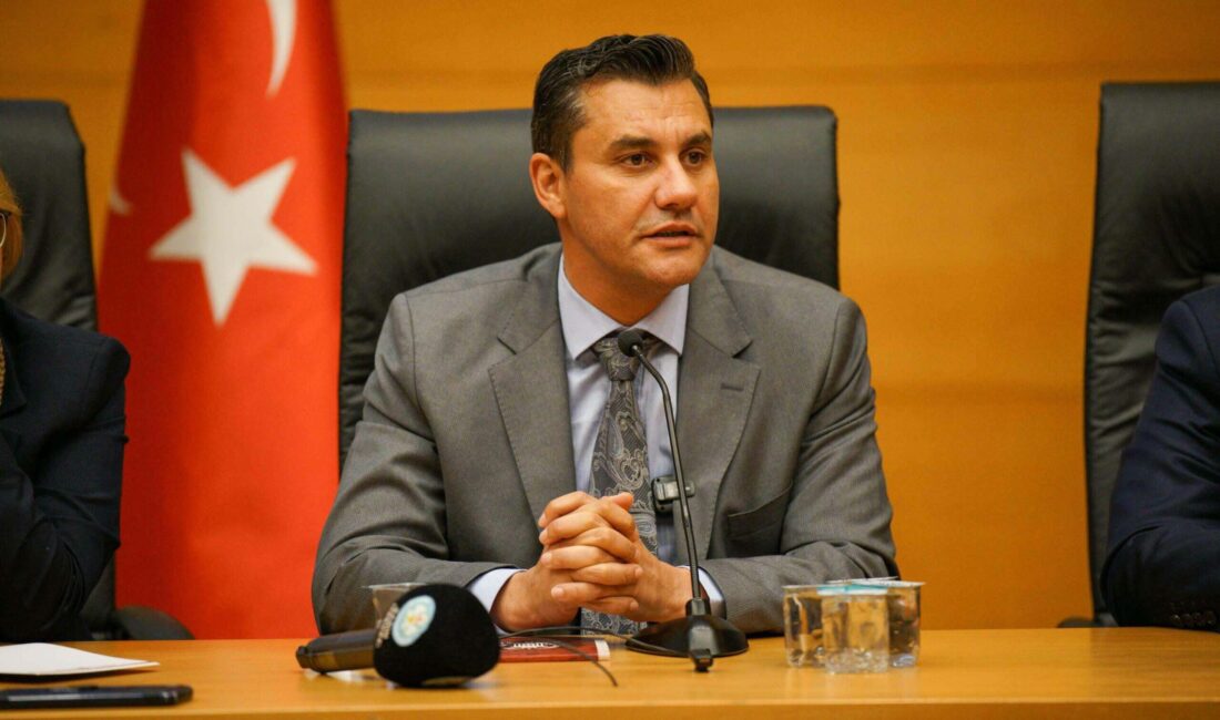 Manisa Büyükşehir Belediye Başkanı Ferdi Zeyrek, 6 Haziran akşamı Yunusemre