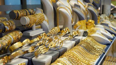 Altın piyasasında nefes kesen iki günün ardından fiyatlar yönünü aşağı