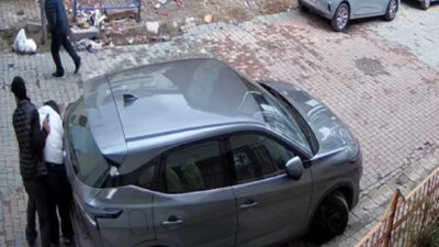 İstanbul Kağıthane’de, boşanma aşamasında olduğu ve hakkında uzaklaştırma kararı bulunan