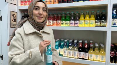 Frigya Gazozcusu, gıda boyası kullanılmadan, yüzde yüz doğal içeriklerle hazırlanan