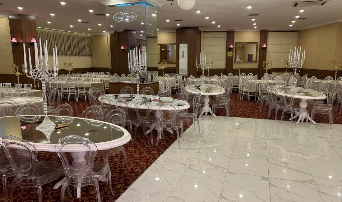 Eskişehir’de 100’ün üzerinde düğün salonu bulunduğunu ifade eden Umutoğlu, sektörün