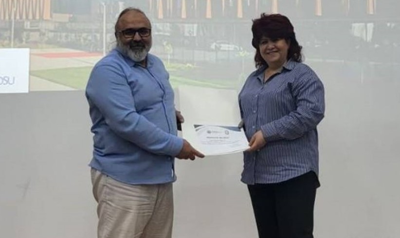 Eczacılık Fakültesi Dekanı Prof. Dr. Cengiz Sarıkürkcü, Dekan Yardımcısı Prof.