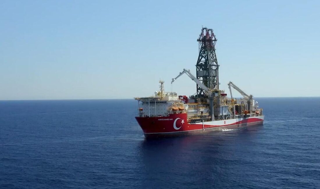 Enerji ve Tabii Kaynaklar Bakanı Bayraktar, Pakistan Başbakanı Şahbaz Şerif