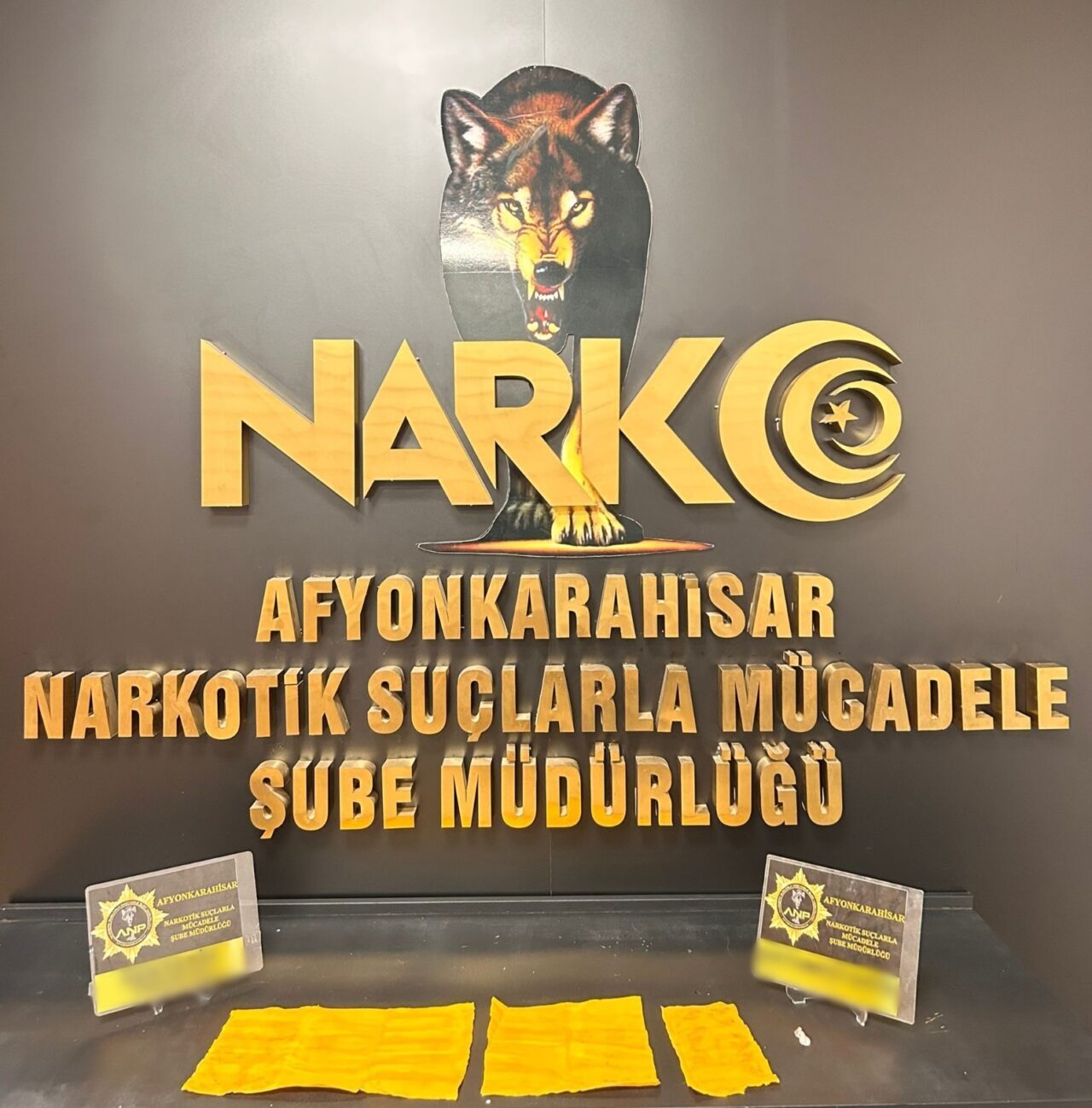 AFYONKARAHİSAR (AA) – Afyonkarahisar'da uyuşturucu ticareti yaptığı gerekçesiyle gözaltına alınan