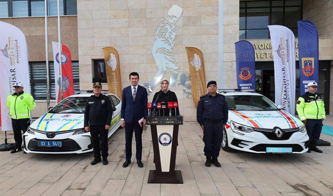 AFYONKARAHİSAR (AA) – Afyonkarahisar Valisi Kübra Güran Yiğitbaşı, aylık basın