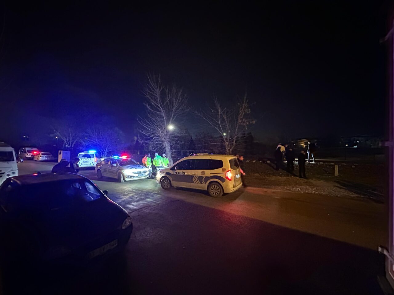 AFYONKARAHİSAR (AA) – Afyonkarahisar'da lokomotifin çarptığı 16 yaşındaki genç hayatını