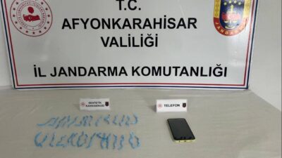 AFYONKARAHİSAR (AA) – Afyonkarahisar'ın Sinanpaşa ilçesinde düzenlenen uyuşturucu operasyonunda gözaltına