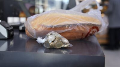 Ülke genelinde yaşanan bozuk para sıkıntısı, Sivas’ta bir ekmek fırınını