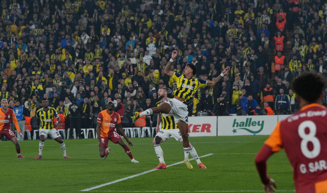 Süper Lig’in 14’üncü haftasında Fenerbahçe’nin Galatasaray’ı konuk etti. Chobani Stadyumu