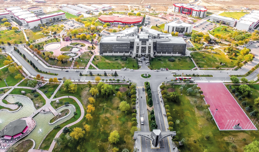 Projelere ilişkin değerlendirmelerde bulunan UİM Müdürü Doç. Dr. Volkan Yüncü,