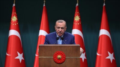 Cumhurbaşkanı Recep Tayyip Erdoğan, Cumhurbaşkanlığı Külliyesi’ndeki Kabine Toplantısı’nın ardından millete
