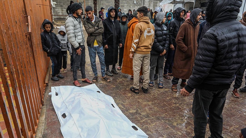 Gazze’deki Sağlık Bakanlığı, yaptığı yazılı açıklamada, İsrail’in saldırılarında yaşanan can