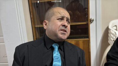 - Koronun solisti Altınokta Körler Derneği Genel Başkan Yardımcısı Hakan