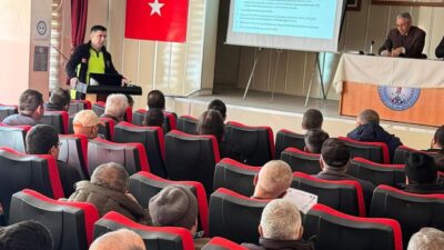 AFYONKARAHİSAR (AA) – Afyonkarahisar'ın Sandıklı ilçesinde okul servis sürücülerine yönelik