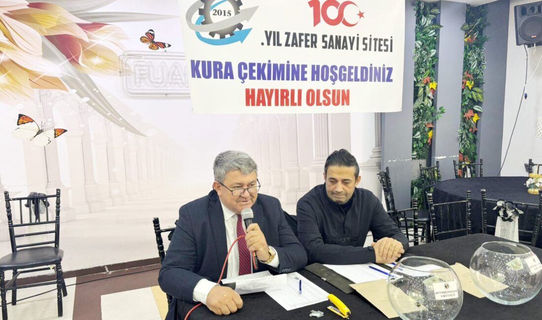 Törene hak sahiplerinin yanı sıra aileleri de yoğun ilgi gösterdi.