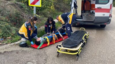 Bursa istikametine doğru aracıyla ilerleyen Hakan Erdoğan (32), viraja yaklaştığı