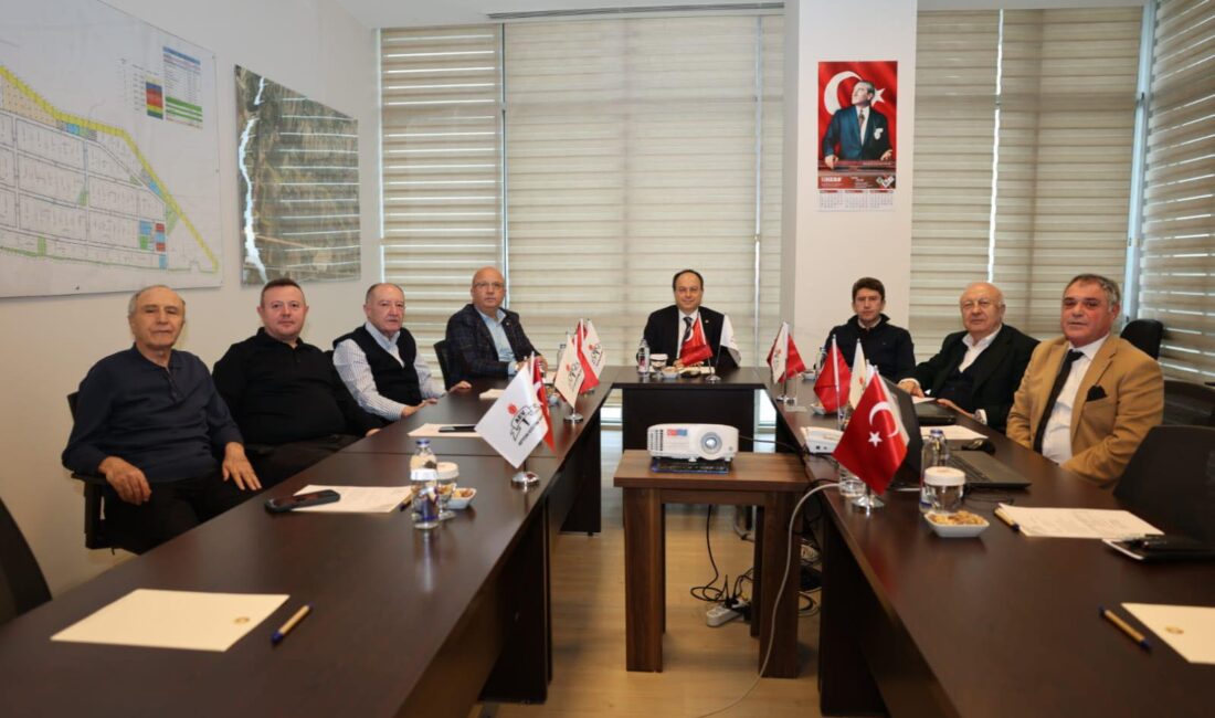 &nbsp; Afyon Eğitim Vakfı Yönetim Kurulu toplantısı gerçekleştirildi. Toplantıya ATSO