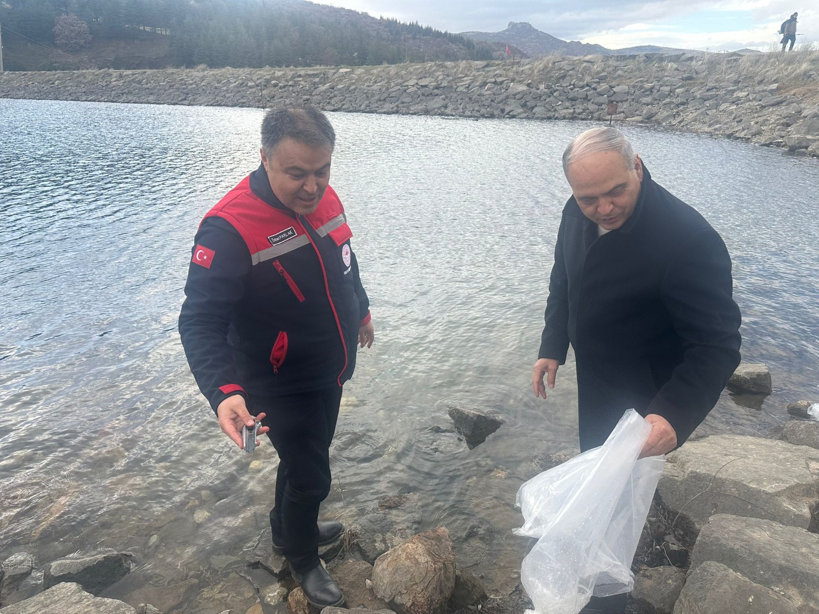 Su kaynaklarında azalan balık stoklarının artırılması ve ekosistemin sürdürülebilirliğinin sağlanması