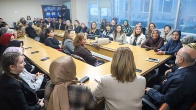 Toplantıda AK Kadınlarının dava bilinci, teşkilat yapısındaki güçlü duruşu ve