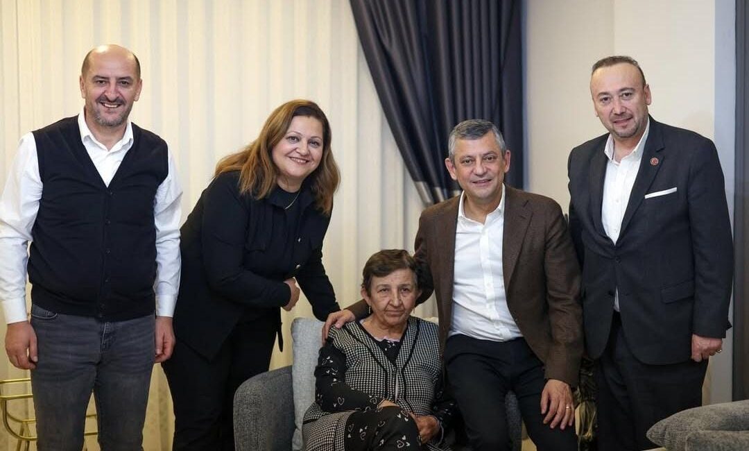 Cumhuriyet Halk Partisi Genel Başkanı Özgür Özel, Afyonkarahisar Belediye Başkanı