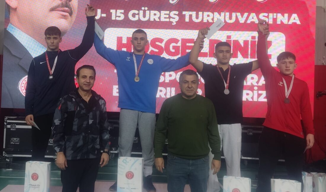 Bursa’da düzenlenen Cüneyt Yıldız U-15 Güreş Turnuvası, Türkiye’nin yanı sıra