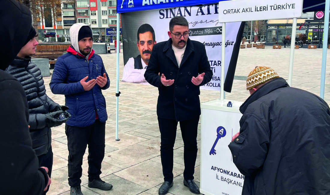 Parti adına yapılan açıklamada, Sinan Ateş’in yalnızca bir akademisyen değil,