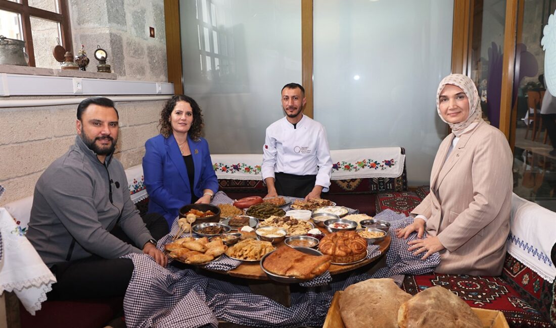 Afyonkarahisar Valisi Doç. Dr. Kübra Güran Yiğitbaşı, Trt ekranlarının sevilen