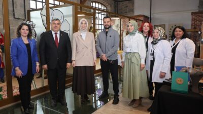 Mutfaktaki maharetini sergiledi Afyonkarahisar Olgunlaşma Enstitüsü’nün ev sahipliğinde gerçekleştirilen çekimlerde