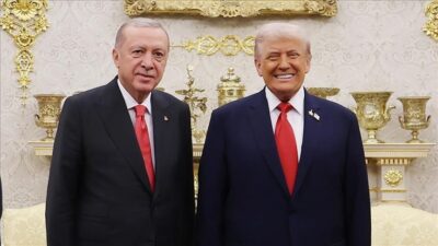 Cumhurbaşkanlığı İletişim Başkanı Burhanettin Duran, ABD Başkanı Donald Trump'ın Cumhurbaşkanı