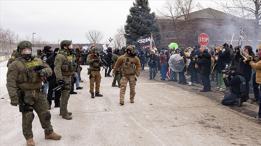 ABD Savunma Bakanlığı'nın (Pentagon), Göçmenlik ve Gümrük Muhafaza Bürosu (ICE)