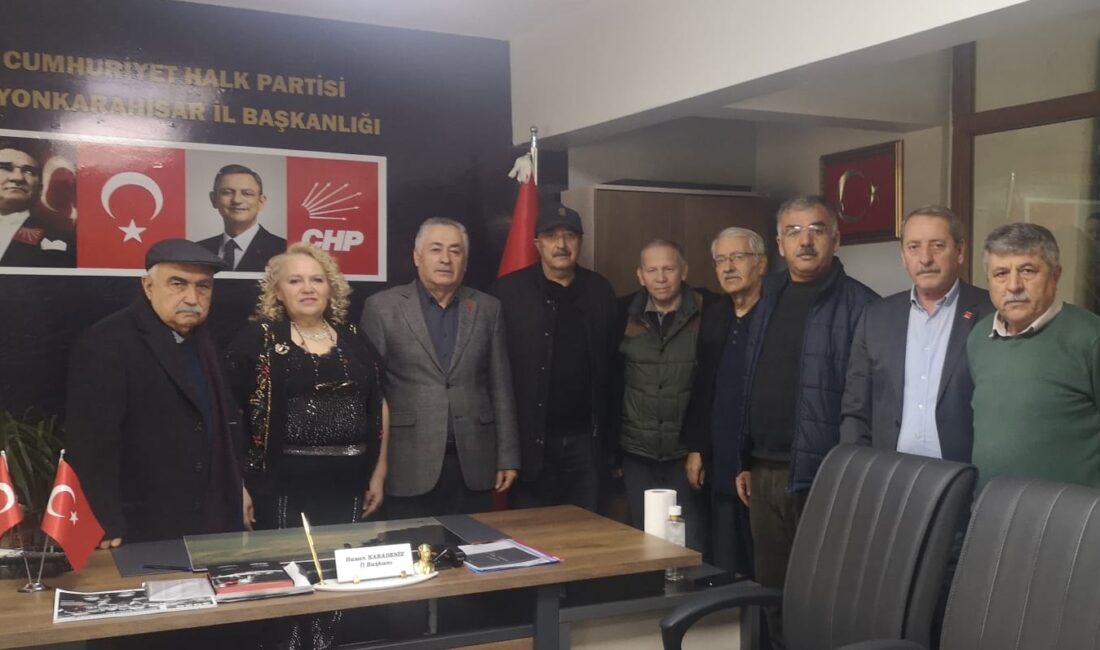 Atatürkçü Düşünce Derneği (ADD) Afyonkarahisar Şube Başkanı Veli Cengiz ve