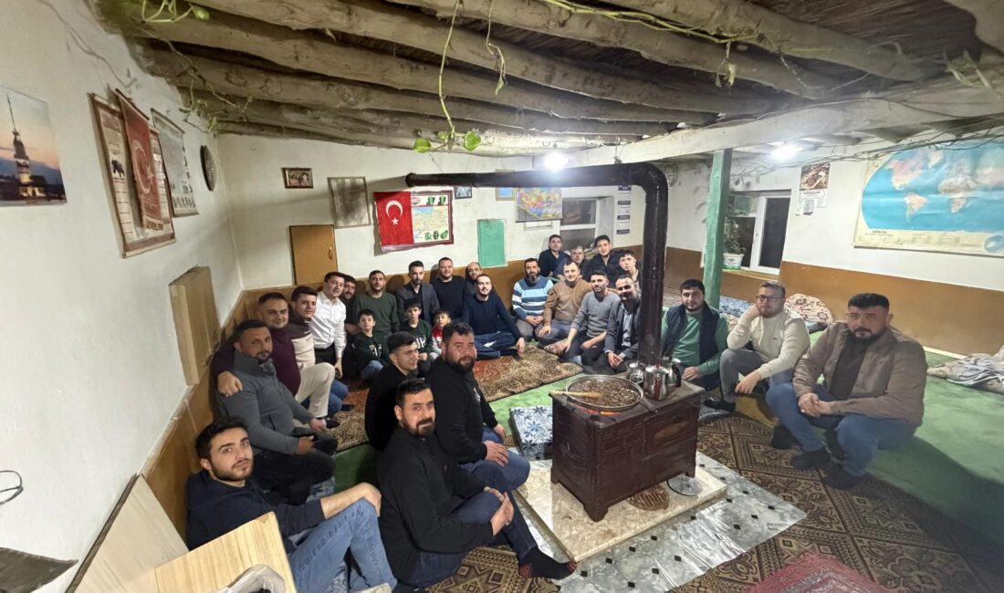 AK Parti Afyonkarahisar İl Gençlik Kolları, "Mahallede Genciz" programları kapsamında