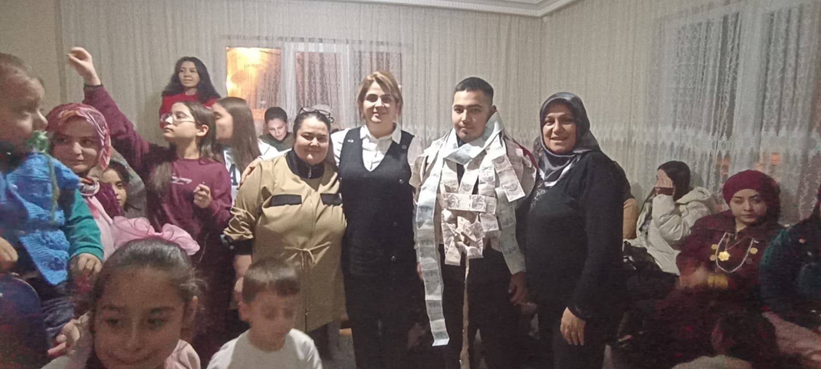 AK Parti Afyonkarahisar İl Kadın Kolları Başkanlığı, yönetim kurulu üyelerinden