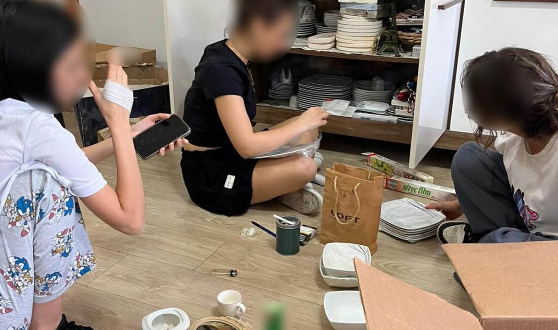 4 Kasım 2025 tarihinde gerçekleştiği öne sürülen olayda; öğretmen D.T.’nin,