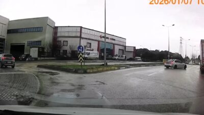 Bursa’nın Nilüfer ilçesinde lüks aracıyla drift yaparak trafiği tehlikeye atan