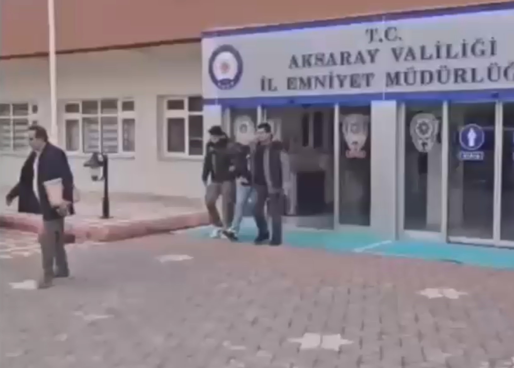 Aksaray’da sosyal medya üzerinden tanıştığı bir şahıs tarafından kandırılan 16