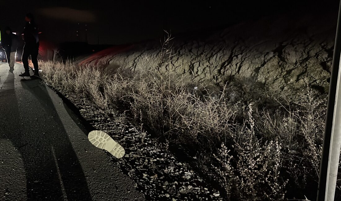 Konya’nın Meram ilçesinde eşiyle araç içerisinde tartıştıktan sonra yolun karşısına
