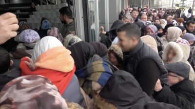 Bursa’nın Yıldırım ilçesinde yeni açılan bir züccaciye mağazasının uyguladığı indirimli