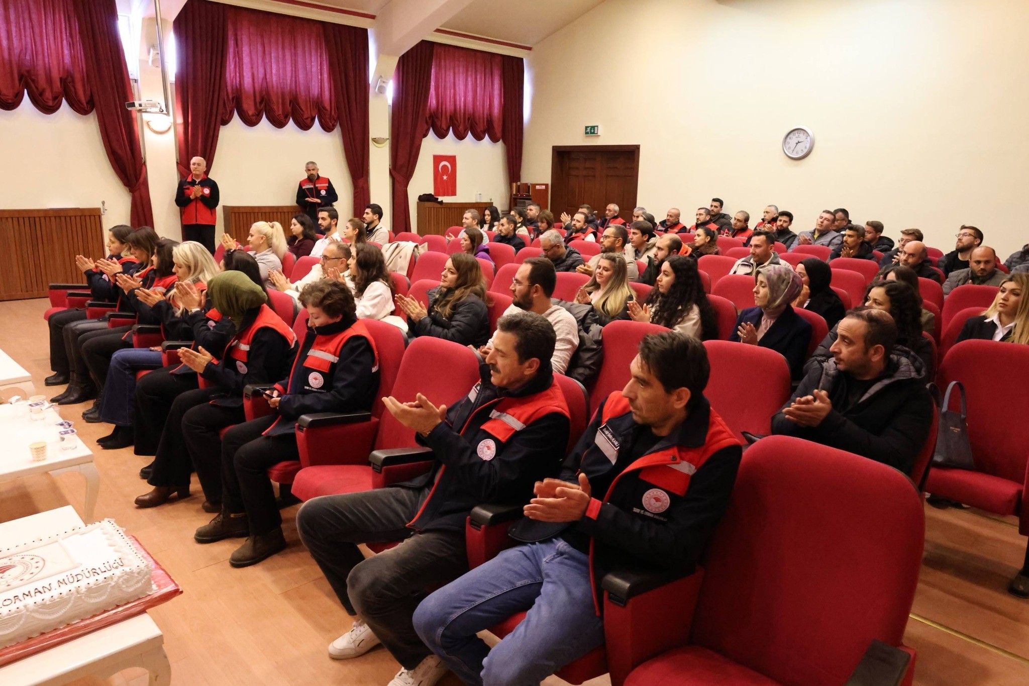 Afyonkarahisar Tarım ve Orman İl Müdürlüğü, gıda güvenilirliğini sağlamak ve