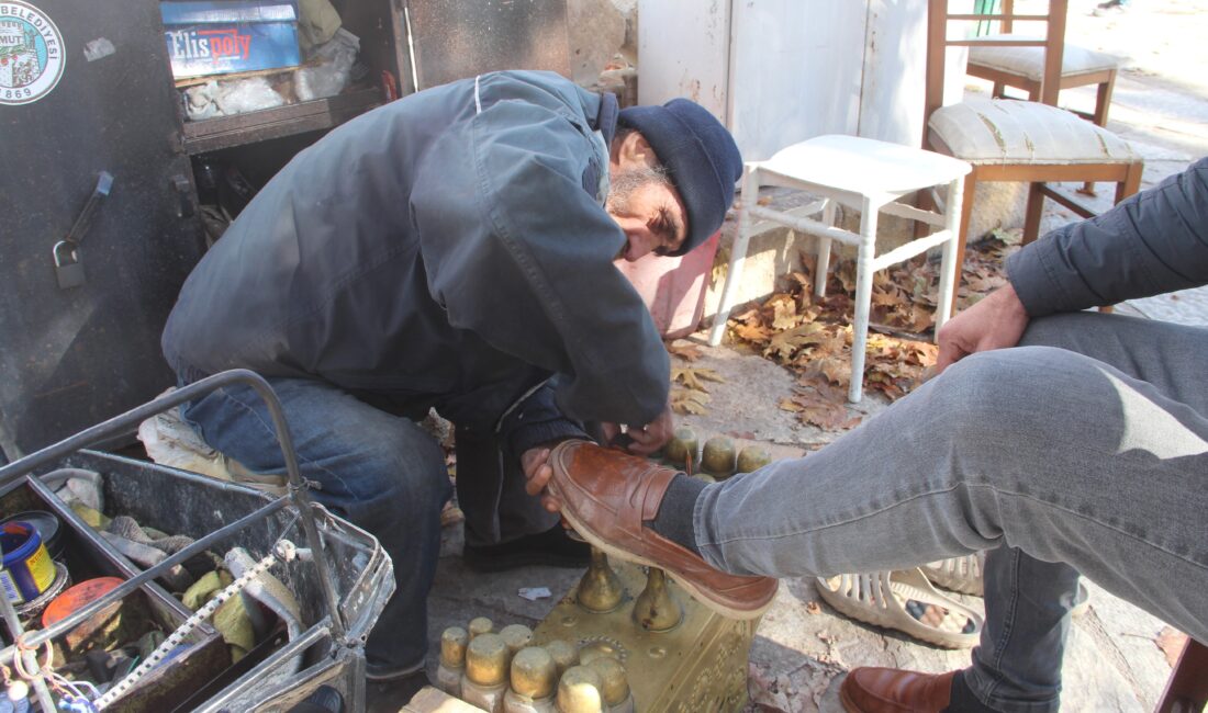 Mersin'in Mut ilçesinde yaşayan 67 yaşındaki Bayram Batı, ilerlemiş yaşına