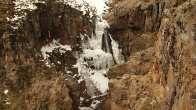 Afyonkarahisar genelinde etkili olan olumsuz hava şartları ve sıfırın altına