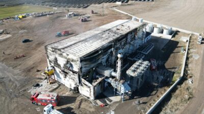 Afyonkarahisar’ın Emirdağ ilçesindeki bir elektrik üretim tesisinde çıkan yangın, itfaiye